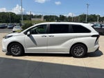 2023 Toyota Sienna Base