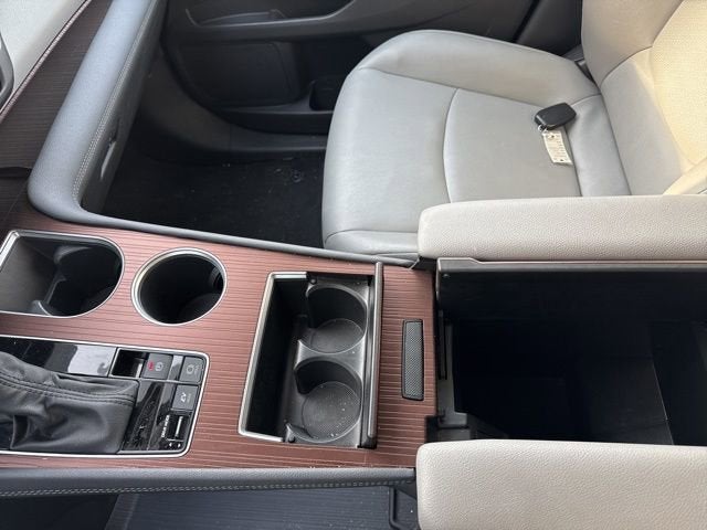 2024 Toyota Sienna Base