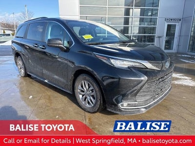 2024 Toyota Sienna Base