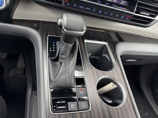 2022 Toyota Sienna Limited AWD 7-Passenger