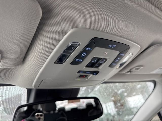 2022 Toyota Sienna Limited AWD 7-Passenger