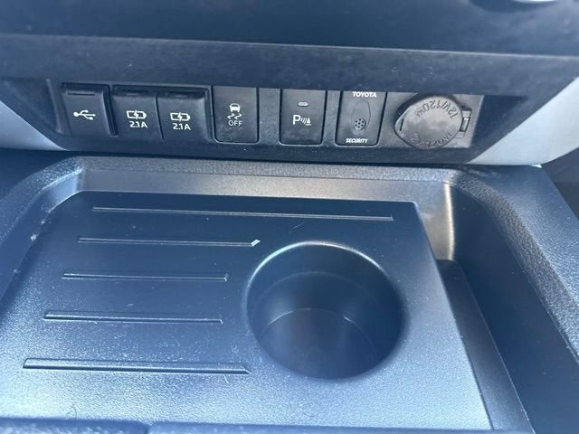 2020 Toyota Tundra Limited CrewMax 5.5' Bed 5.7L