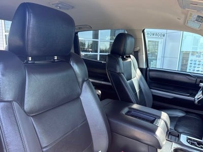 2020 Toyota Tundra Limited CrewMax 5.5' Bed 5.7L