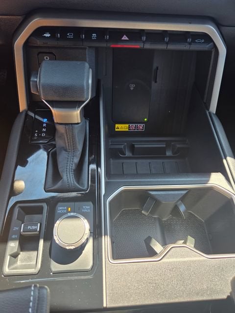 2026 Toyota Tundra Limited CrewMax 5.5' Bed