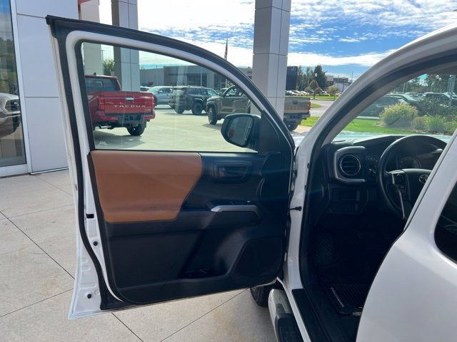 2016 Toyota Tacoma 4WD Access Cab I4 AT SR5