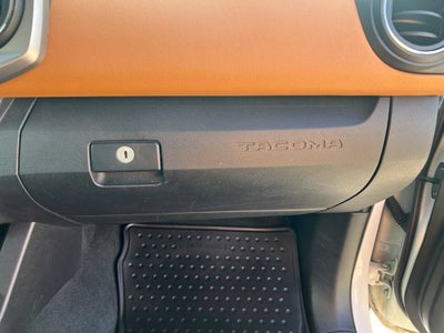 2016 Toyota Tacoma 4WD Access Cab I4 AT SR5
