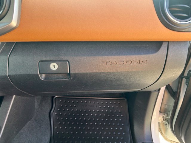2016 Toyota Tacoma 4WD Access Cab I4 AT SR5