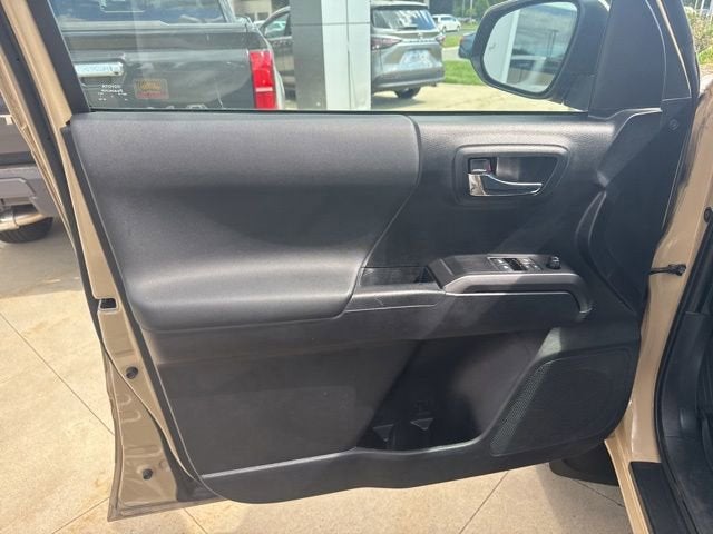 2019 Toyota Tacoma TRD Sport Access Cab 6' Bed V6 AT