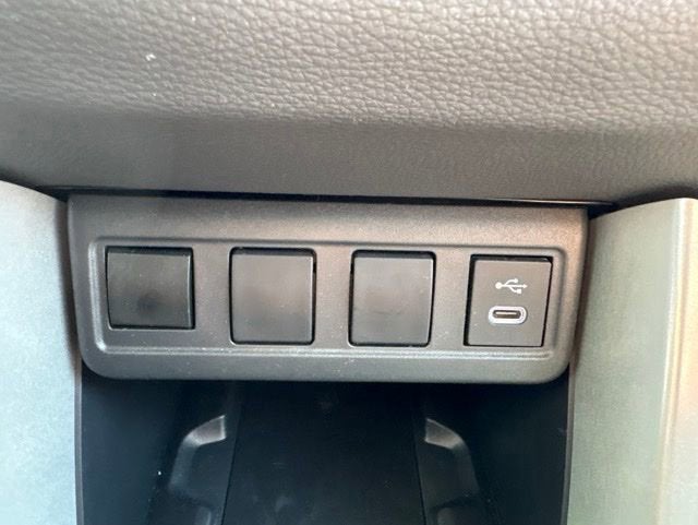 2024 Toyota Corolla Cross LE 4WD