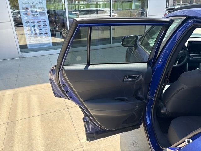 2024 Toyota Corolla Cross LE 4WD