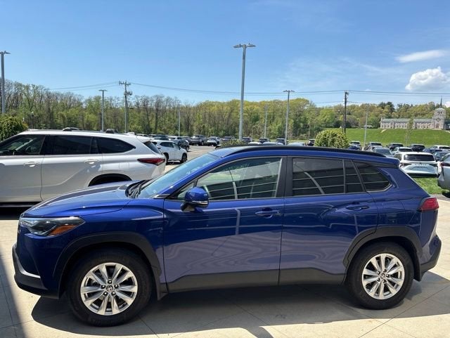 2024 Toyota Corolla Cross LE 4WD
