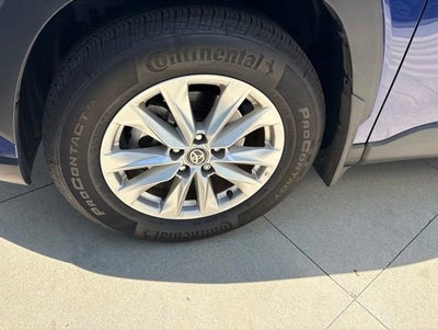 2024 Toyota Corolla Cross LE 4WD
