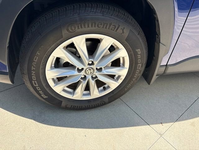 2024 Toyota Corolla Cross LE 4WD