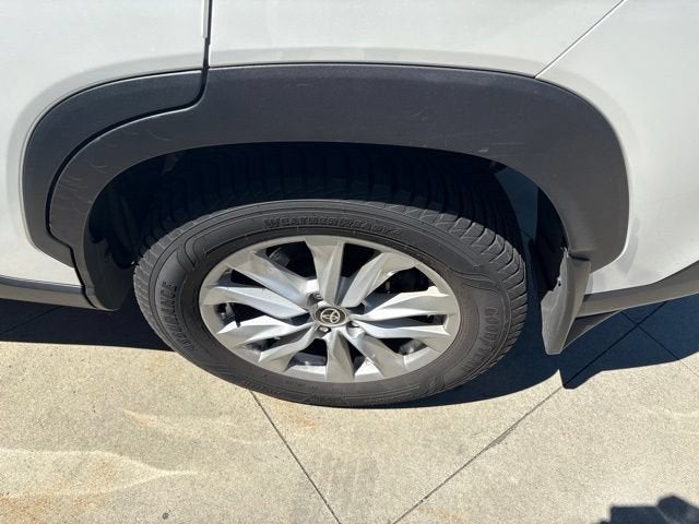 2023 Toyota Corolla Cross LE 4WD