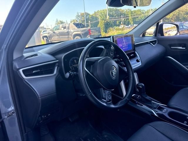 2024 Toyota Corolla Cross XLE 4WD