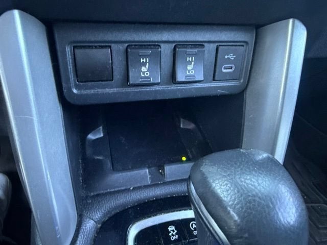 2024 Toyota Corolla Cross XLE 4WD