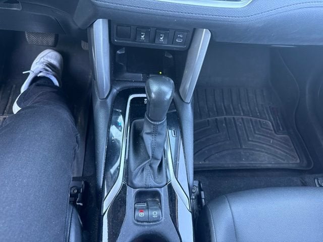 2024 Toyota Corolla Cross XLE 4WD