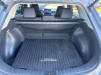 2024 Toyota Corolla Cross XLE 4WD