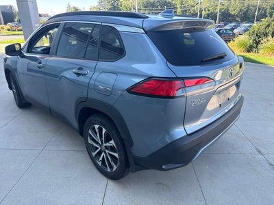 2024 Toyota Corolla Cross XLE 4WD