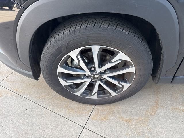 2025 Toyota Corolla Cross XLE 2WD