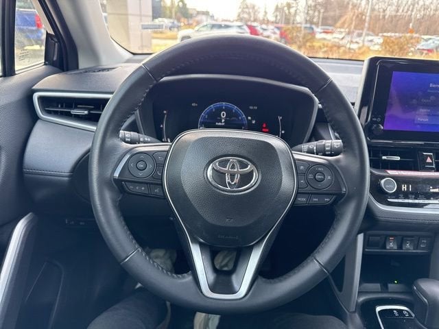 2025 Toyota Corolla Cross XLE 2WD