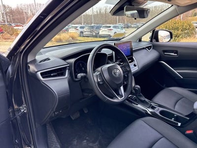 2025 Toyota Corolla Cross XLE 2WD
