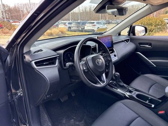 2025 Toyota Corolla Cross XLE 2WD