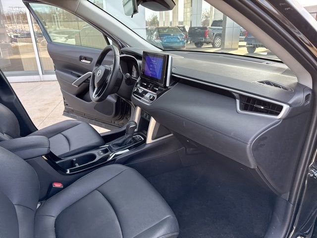 2025 Toyota Corolla Cross XLE 2WD