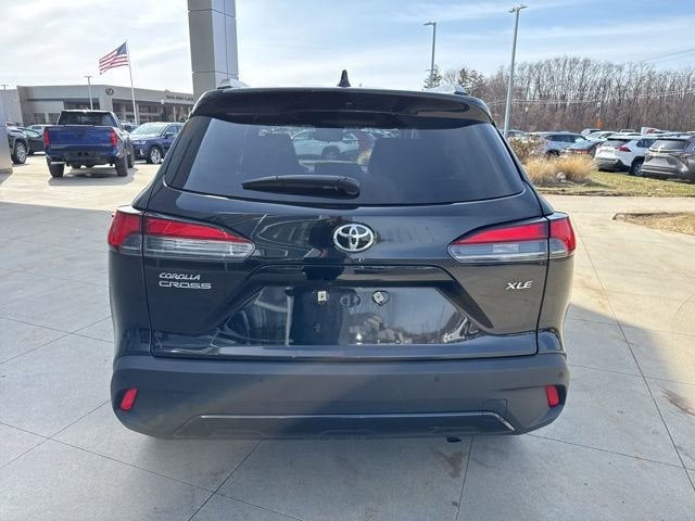 2025 Toyota Corolla Cross XLE 2WD