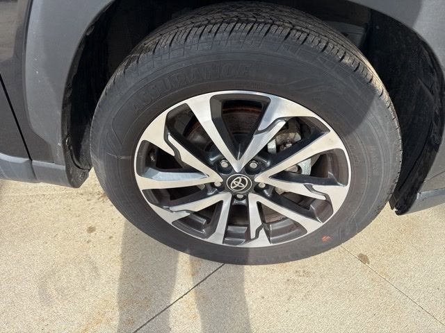 2025 Toyota Corolla Cross XLE 2WD