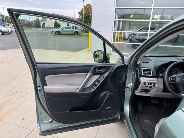 2016 Subaru Forester 4dr CVT 2.5i Limited PZEV