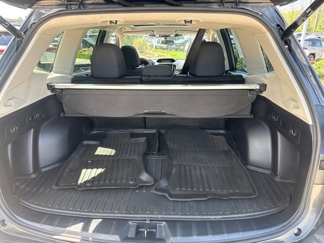 2024 Subaru Forester Premium AWD