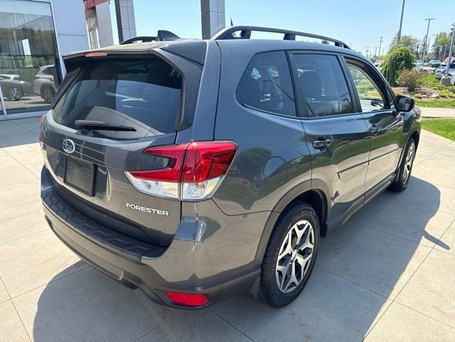 2024 Subaru Forester Premium AWD