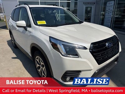 2023 Subaru Forester Premium CVT