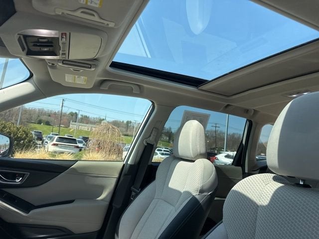 2023 Subaru Forester Premium CVT