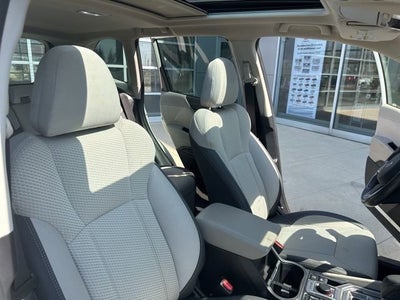 2023 Subaru Forester Premium CVT