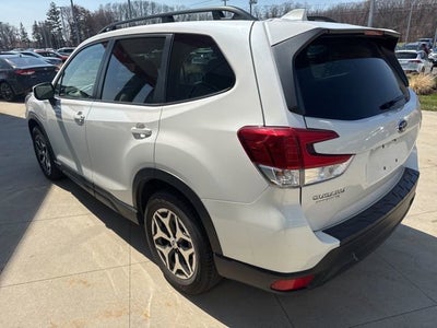 2023 Subaru Forester Premium CVT