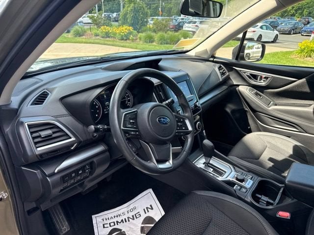 2022 Subaru Forester Premium CVT