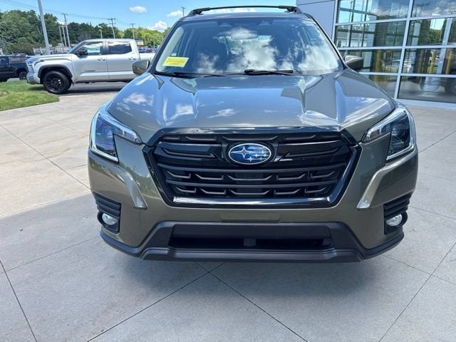 2022 Subaru Forester Premium CVT