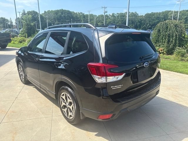 2021 Subaru Forester Premium CVT