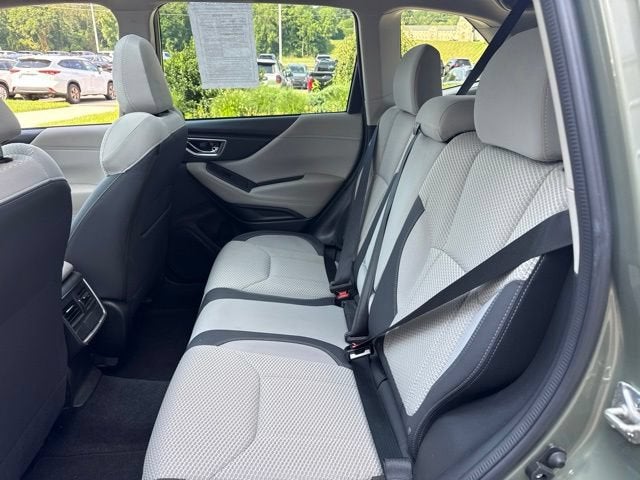 2021 Subaru Forester Premium CVT