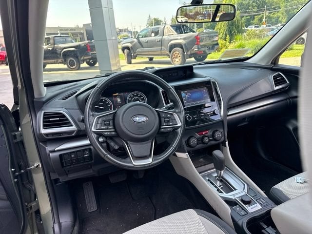 2021 Subaru Forester Premium CVT