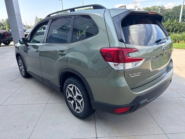2021 Subaru Forester Premium CVT