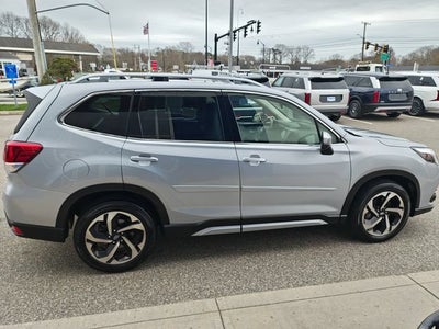 2023 Subaru Forester Touring CVT