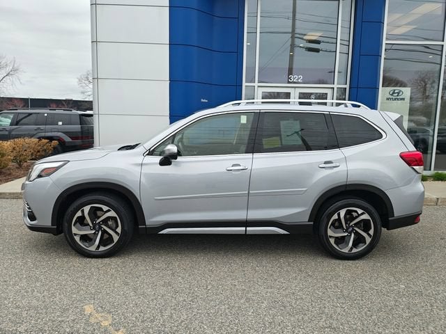 2023 Subaru Forester Touring CVT