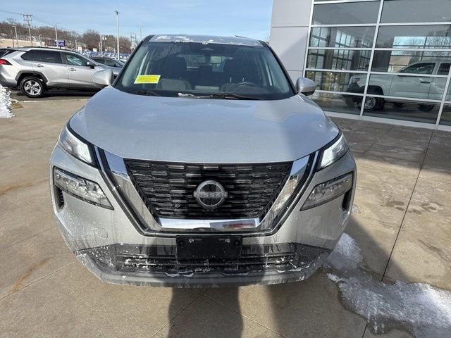 2023 Nissan Rogue AWD SV