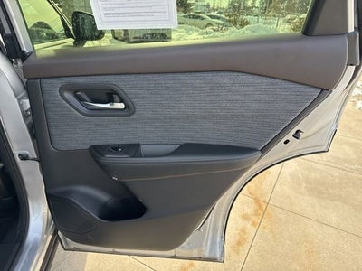 2023 Nissan Rogue AWD SV