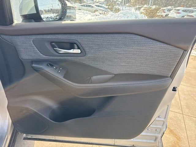 2023 Nissan Rogue AWD SV