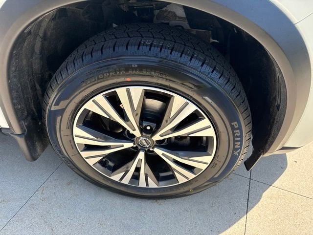 2023 Nissan Rogue AWD SV