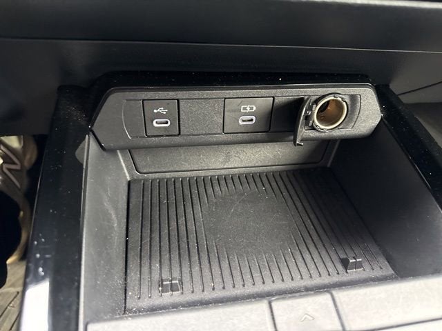 2025 Toyota Prius Limited